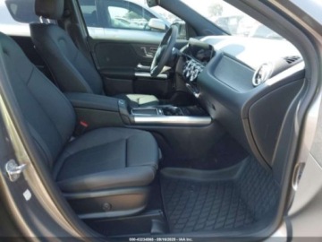 Mercedes GLA II 2025 Mercedes-Benz GLA 2025 MERCEDES-BENZ GLA 250 4MATIC 2.0 Benzyna 221KM, zdjęcie 13