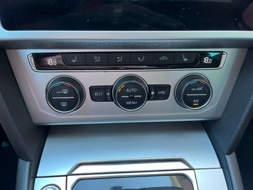 Volkswagen Passat B8 Variant 2.0 TDI BlueMotion SCR 150KM 2018 Volkswagen Passat 2.0 diesel 150 KM automat zarej w PL zadbany mozliw, zdjęcie 17