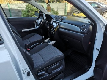 Suzuki Vitara III SUV 1.6 VVT 120KM 2015 Suzuki Vitara 1.6 Benzyna 120KM Klimatronik Salon, zdjęcie 19