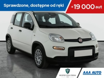 Fiat Panda III 2024 Fiat Panda 1.0 FireFly, Salon Polska