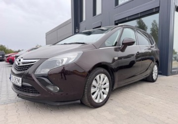 Opel Zafira C Tourer 1.6 CDTI ECOTEC 136KM 2014 Opel Zafira bezwypadek1wlascicielorg lakierBIZNES EDITIONbordo perlajak no