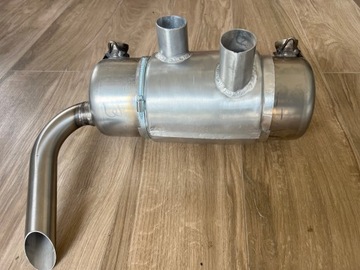 корпус глушителя самолета