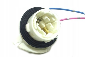 Gniazdo żarówki P27W 3156 B oprawka wtyk