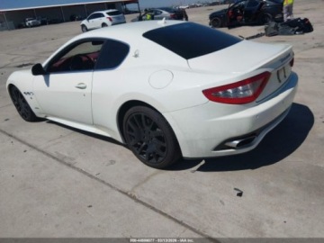 Maserati GranTurismo 2012 Maserati GranTurismo S Automatic 2012 4.7 Benzyna 433KM, zdjęcie 3