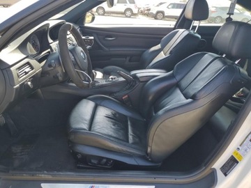 BMW Seria 3 E90-91-92-93 2011 BMW M3 2011 4.0l 4.0 Benzyna 414KM, zdjęcie 7