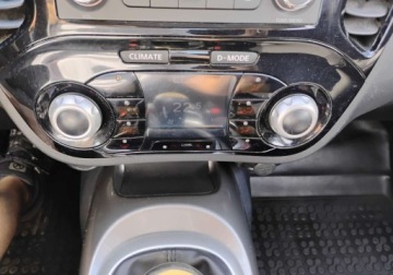 Nissan Juke I SUV 1.6i 117KM 2013 Nissan Juke 2013r, SALON POLSKA. 1.6 LPG. Delikatnie uszkodzony przod. Jez, zdjęcie 15