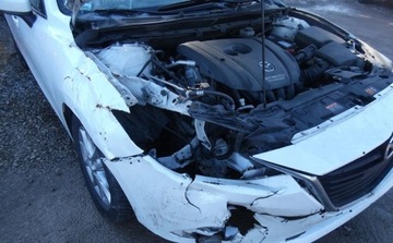 Mazda 3 III Sedan 2.0 SKYACTIV-G 120KM 2014 Mazda 3 2014r, Salonowy, 2.0 Benzyna. Uszkodzony prawy przod. 2.0 Benzyna, zdjęcie 22