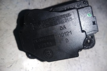 MOTOREK KRYT KOLEKTORU VOLVO XC70 II 6G9N19E616 2009