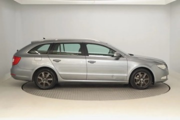 Skoda Superb II Kombi 1.8 TSI 160KM 2011 Skoda Superb 1.8 TSI, Navi, Klima, Klimatronic, zdjęcie 5
