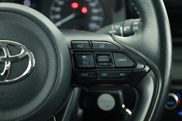 Toyota Yaris IV Hatchback 1.5 Hybrid Dynamic Force 116KM 2022 Toyota Yaris 1.5 VVT-i Hybrid, Salon Polska, zdjęcie 14