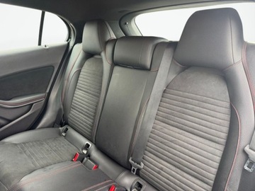 Mercedes GLA I Off-Roader Facelifting 1.6 200 156KM 2019 Mercedes-Benz GLA GLA 200 1 wlasciciel Polskie Salon DARMOWY RAPORT AUT, zdjęcie 11