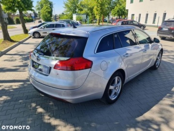 Opel Insignia I Sports Tourer 1.8 Twinport ECOTEC 140KM 2010 Opel Insignia 1.8 140PS Navi Elektryka Alu Gwarancja 1.8 Benzyna 140KM, zdjęcie 26