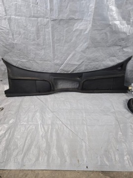 PODSZYBIE AUDI A4 B9 A5 S5 F5 8W1819403
