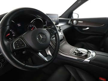 Mercedes GLC C253 SUV 2.0 250 211KM 2018 Mercedes GLC 250 FV23% Exclusive 4Matic automat, zdjęcie 13