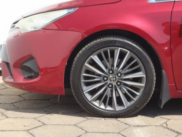 Toyota Avensis III Wagon Facelifting 2015 2.0 D-4D 143KM 2018 Toyota Avensis 2.0 D-4D, Salon Polska, Skóra, zdjęcie 12