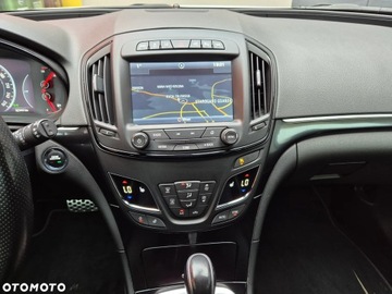 Opel Insignia I Country Tourer 2.0 Turbo Ecotec 250KM 2016 Opel Insignia Sports Tourer 2.0 SIDI Turbo Business Innovation 4x4, zdjęcie 32