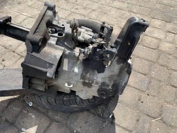 MANUÁLNÍ SKŘÍŇ ŘAZENÍ VW TRANSPORTER T4 2.4D