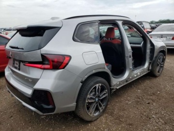 BMW X1 U11 2023 BMW X1 xDrive28i 2023 2.0l 2.0 Benzyna 241KM, zdjęcie 3