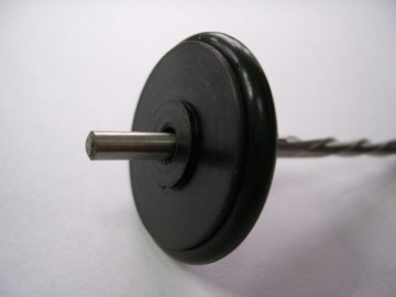 Большой ролик-натяжитель для проигрывателя Bambino.