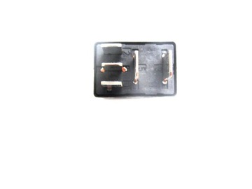 RELÉ 61.36-1472984 1-1414058-0 V23074-A1001-X57 BMW MINI