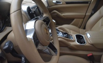 Porsche Cayenne II SUV Facelifting 4.2 D 385KM 2014 Porsche Cayenne Porsche Cayenne S Diesel Platinum Edition 4.1 Diesel 385KM, zdjęcie 17