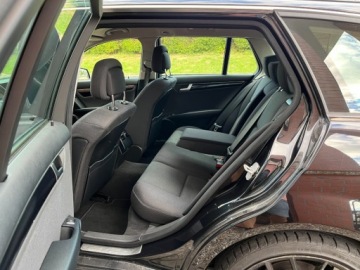 Mercedes Klasa C W204 Kombi T204 1.6 180 K BlueEFFICIENCY 156KM 2012 Mercedes-Benz Klasa C 1.6 benzyna 156 KM 6 biegow zarej w PL zadbany mo, zdjęcie 20