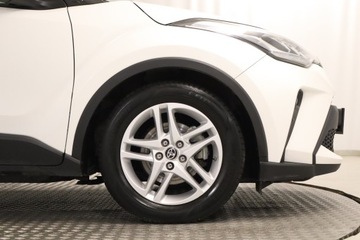 Toyota C-HR I Crossover Facelifting 1.8 Hybrid 122KM 2022 Toyota C-HR 1.8 Hybrid, Serwis ASO, Automat, zdjęcie 14