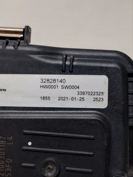 MOTOREK STĚRAČE PŘEDNÍ VOLVO XC40 21R 32828140