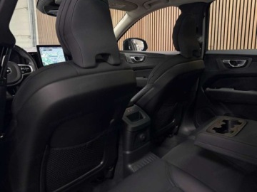 Volvo XC60 II 2026 VOLVO XC60 B5 AWD Plus Dark Suv 2.0 (250KM) 2026, zdjęcie 18