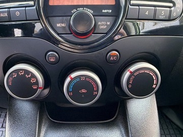 Mazda 2 II Hatchback 5d Facelifting 1.5 MZR 102KM 2013 Mazda 2 Wersja SPORT 1.5 102KONIE 1WŁAŚCICIEL TYLKO 137tyś 2013 Lift 5DRZWI, zdjęcie 12