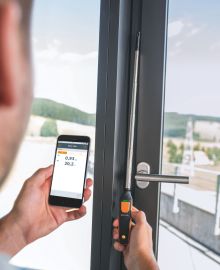Testo 405i — термоанемометр, совместимый со смартфоном SmartSonda, 24 месяца