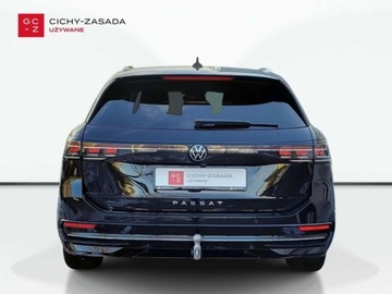 Volkswagen Passat B8 Variant Facelifting 2.0 TDI SCR 150KM 2024 Volkswagen Passat Variant Faktura VATKamery 360Zadbany Maly przebiegElegan, zdjęcie 3