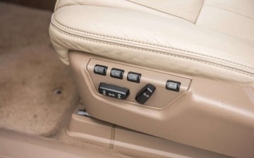 Volvo XC90 I 2.4 D5 185KM 2010 Volvo XC 90 2.4D 185KM Exclusive Skora Navi Xenon ALu Szyber 7OS serwis Gw, zdjęcie 16