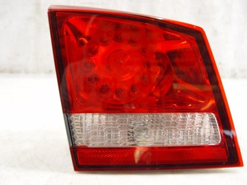 JOURNEY FREEMONT 11- LAMPA LEWA TYŁ TYLNA KLAPY