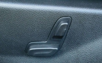 Mercedes Klasa C W204 Limuzyna 3.5 350 CGI BlueEFFICIENCY 306KM 2013 Mercedes-Benz Klasa C Mercedes-Benz Klasa C W204 3,5 V6(306 PS)4MATIC Auto, zdjęcie 12