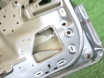 SKODA ENYAQ VÍKO KUFRU ZADNÍ