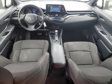 Toyota C-HR I 2018 Toyota C-HR 2018 TOYOTA C-HR XLE 2.0 Benzyna 144KM, zdjęcie 8