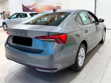 Skoda Octavia IV 2025 SKODA Octavia Edition 130 Essence 1.5 TSI Sedan 115KM 2025, zdjęcie 3
