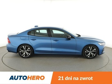 Volvo S60 II Sedan Facelifting 2.0 T4 DRIVE-E 190KM 2019 Volvo S60 R-Design automat T4 skóra navi kamera, zdjęcie 8