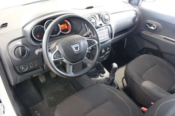 Dacia Lodgy Minivan Facelifting 1.2 TCe 115KM 2018 Dacia Lodgy 1,2 T bezn moc 115KM 7 osobowy , isofix navigacja 1.2 Benzyna, zdjęcie 14