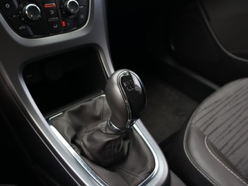 Opel Astra J Sedan 1.4 Turbo ECOTEC 140KM 2016 Opel Astra 1.4 T, Salon Polska, 1. Właściciel, zdjęcie 12