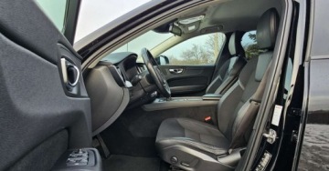 Volvo XC60 II Crossover D4 190KM 2019 Volvo XC60 D4 AWD 2.0 190 kM FV-23%, zdjęcie 30