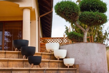 ЦВЕТОЧНЫЙ ГОРШОК ПОДСТАВКА ДЛЯ ЦВЕТОВ КРЫШКА ДЛЯ ЧАШИ ВСТАВКА В КОРЗИНКУ ДЛЯ ЦВЕТОЧНОГО ГАЗВА БЕЛЫЙ ROMA 23 x 29см