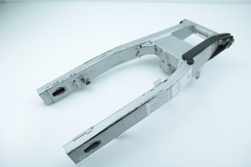 HONDA VARADERO 125 01-06 WAHACZ TYŁ