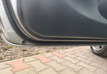 Toyota Yaris I 2003 Toyota Yaris Fajny Stan Brak korozji KLIMA Elektryka Zobacz Benzyna, zdjęcie 18