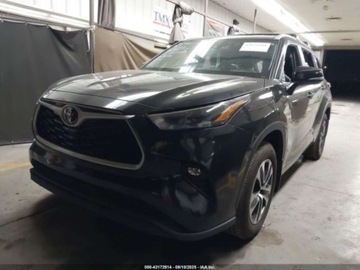 Toyota Highlander III 2024 Toyota Highlander XLE 2024 2.4l 2.4 Benzyna 265KM, zdjęcie 1