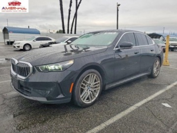 BMW Seria 5 G90-91 2024 BMW Seria 5 530I 2024 2.0 Benzyna 255KM