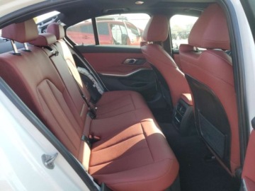 BMW Seria 3 G20-G21 2023 BMW Seria 3 330i, 2023r., 2.0L 2.0 Benzyna 255KM, zdjęcie 8