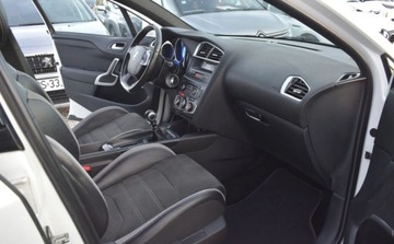 DS 4 I Hatchback Facelifting 2015 1.2 PureTech 131KM 2016 Citroen DS4 Citroen DS4 1.2 Benzyna 130KM, zdjęcie 9