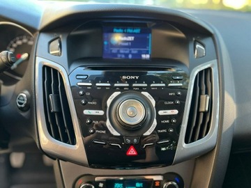 Ford Focus III Kombi 1.6 EcoBoost 150KM 2012 Ford Focus 1.6i Titanium, zdjęcie 3